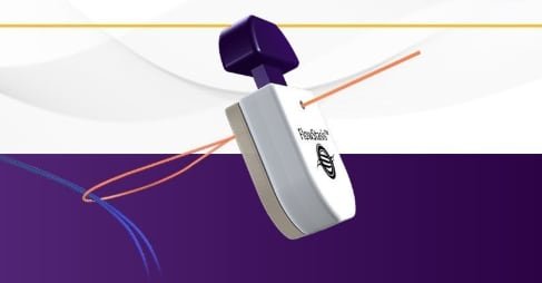 Dispositivo FlowStasis de Inari Medical: base de retención de sutura con hilo de sutura naranja